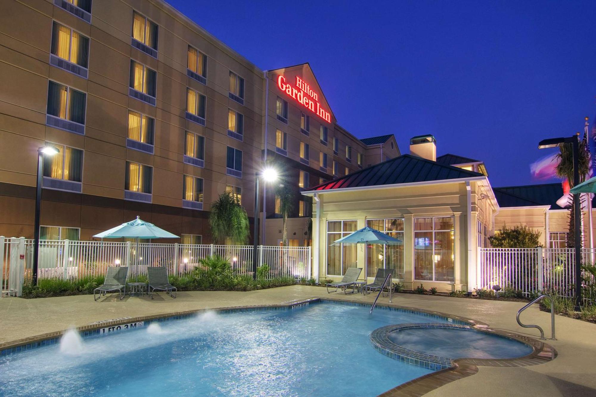 Hilton Garden Inn Houston-Pearland Exterior photo